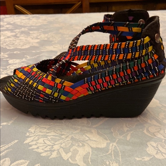 Bernie Mev Colorful Strappy Women's Sandals Size 40. 9/9.5 women’s - Picture 4 of 15
